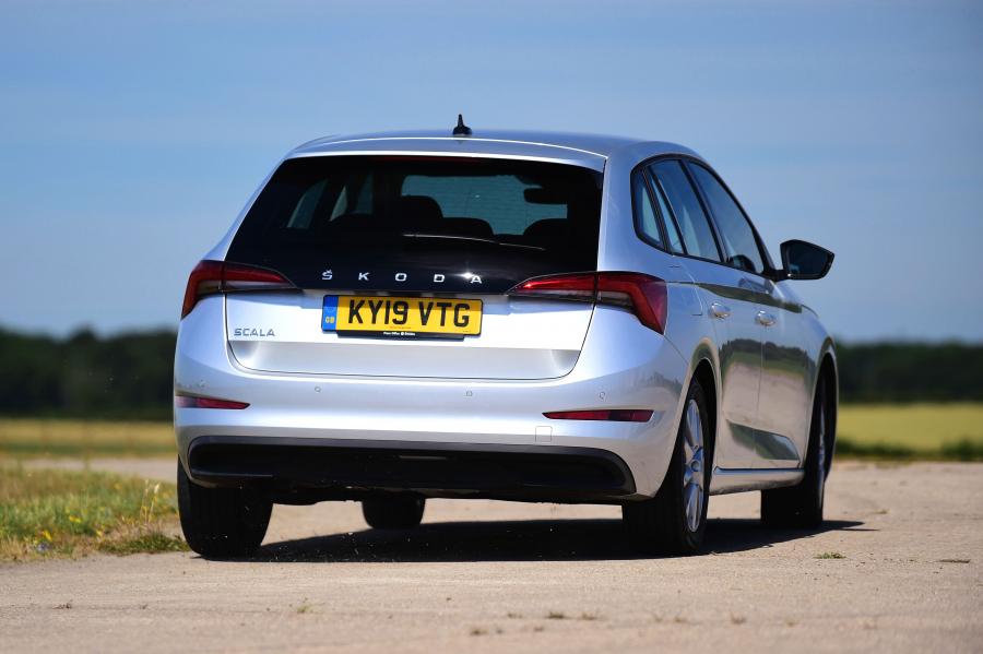  Skoda Scala 2019 года  (UK) (фото 34 из 40)